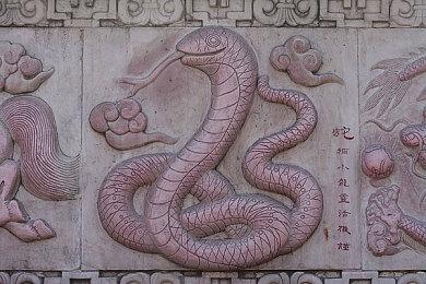 《解限机》红衣美女机师视频 身材和颜值很棒！